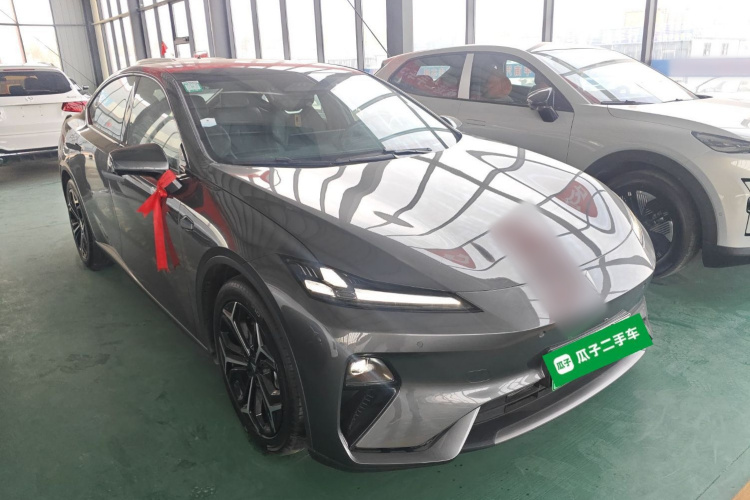 深蓝汽车 深蓝L07 2024款 230Max乾崑智驾ADS SE增程版车身外观3