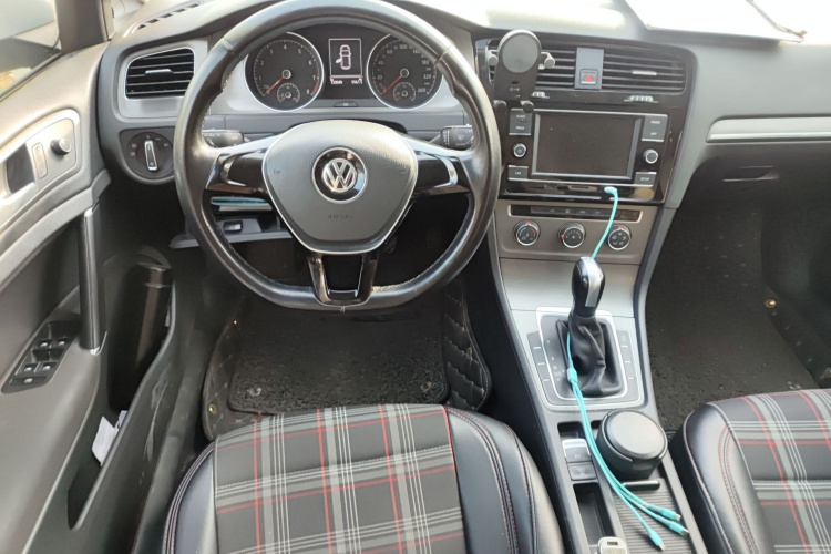 大众 高尔夫 2015款 1.4TSI 自动舒适型局部细节13