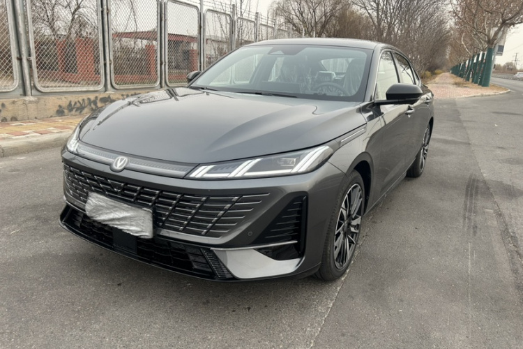 长安 逸动 2026款 第四代 1.5T 500Bar 智享型车身外观6005