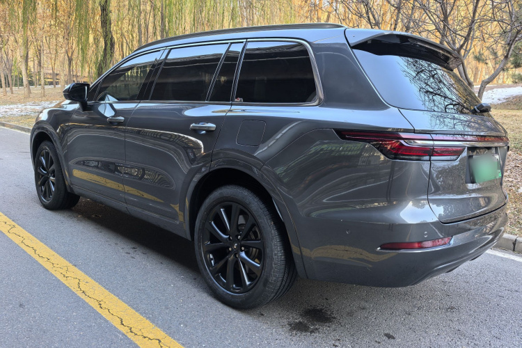 理想汽车 理想ONE 2021款 增程6座版车身外观6005