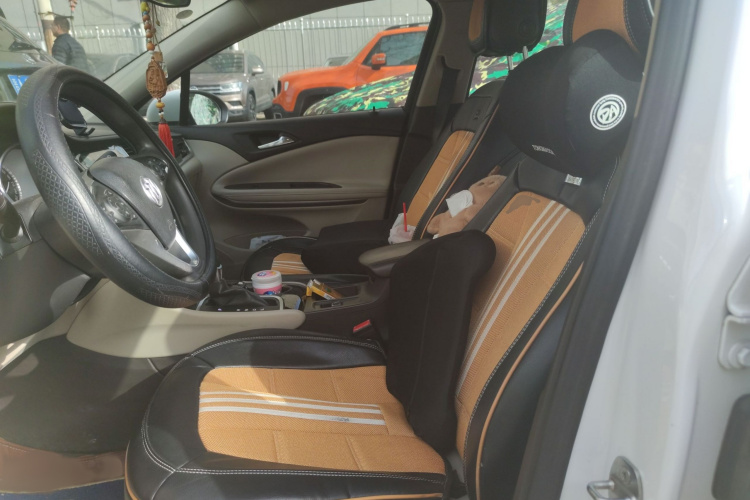 别克 威朗 2017款 三厢 15S 自动领先型局部细节19