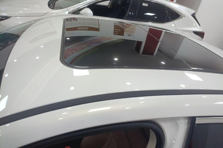 奔腾B70 2024款 龙腾版 1.5T 领创型车身外观57