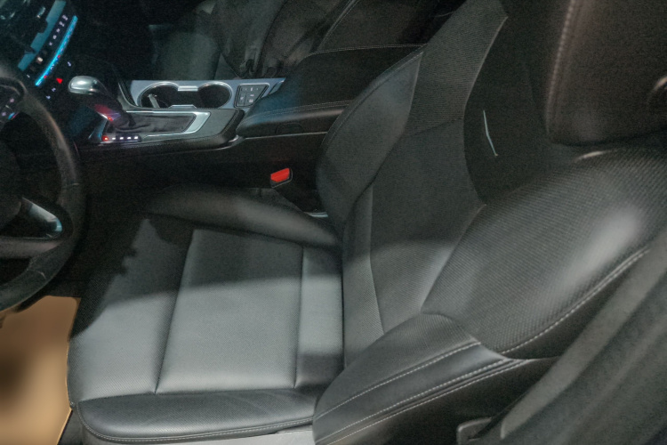 凯迪拉克CT4 2021款 28T 豪华型局部细节19