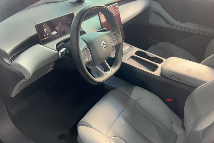 蔚来ET5T 2023款 75kWh Touring中控内饰7001