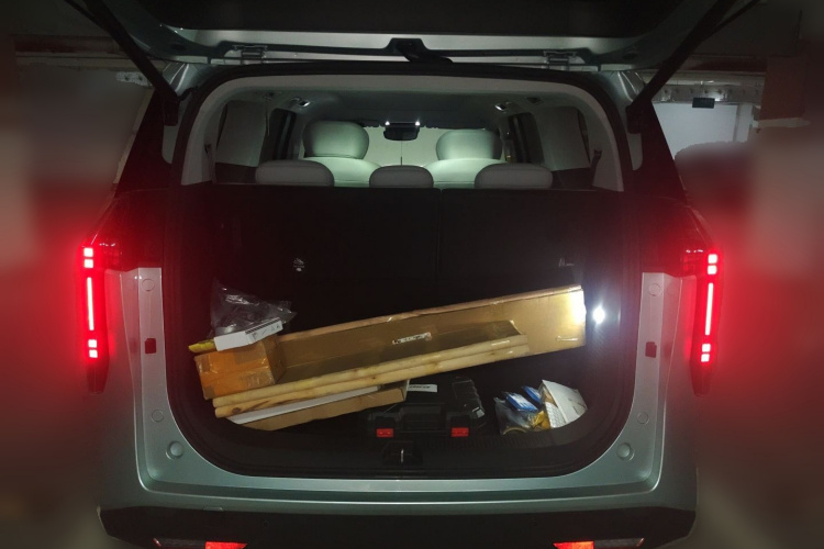 上汽大通MAXUS 大家7 2024款 超混 超长续航版 旗舰版中控内饰23