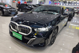 宝马5系 2024款 525Li M运动套装
