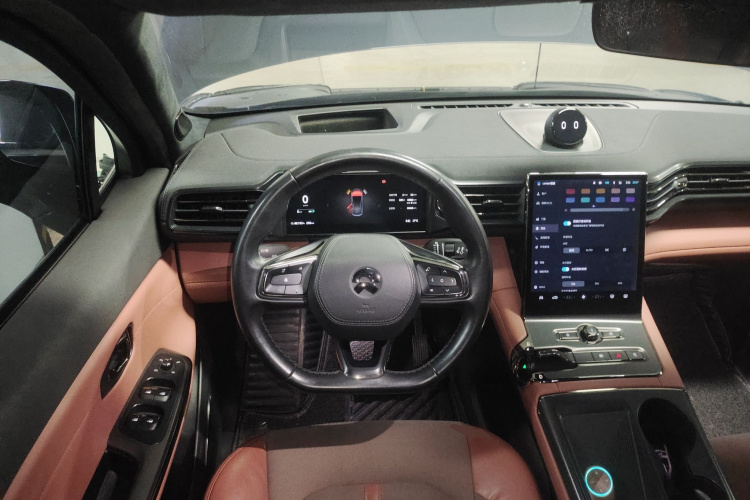 蔚来EC6 2020款 430KM 运动版中控内饰13