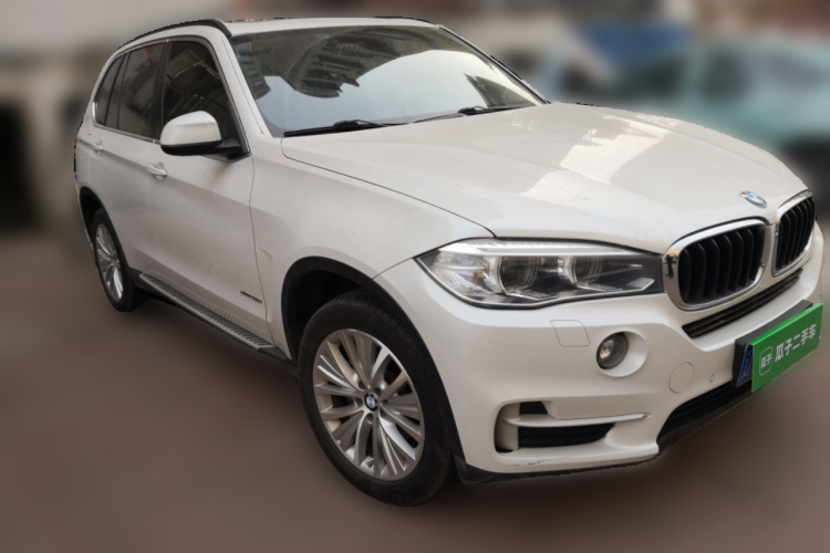 宝马X5(进口) 2015款 xDrive28i车身外观3