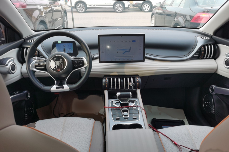 比亚迪 元PLUS 2023款 冠军版 430KM 超越型中控内饰7002