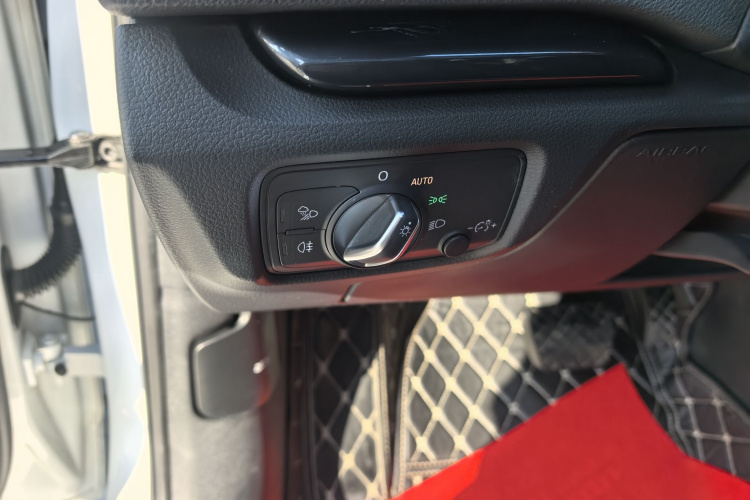 奥迪A3 2020款 Limousine 35 TFSI 时尚型 国VI中控内饰7005