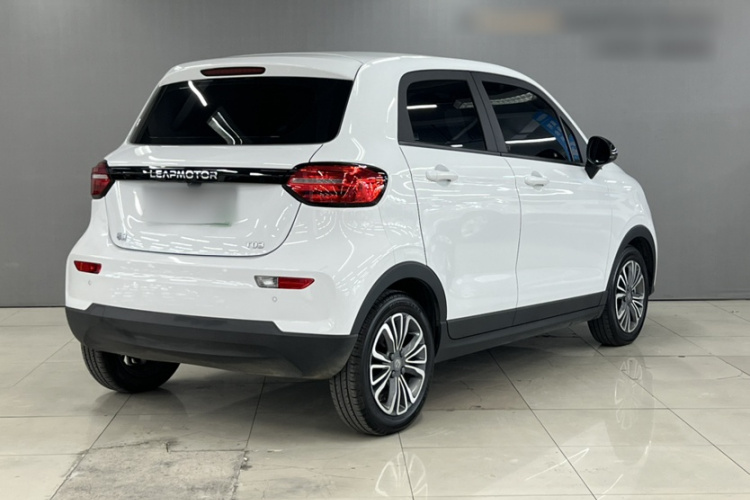 零跑汽车 零跑T03 2024款 310舒享版车身外观6006