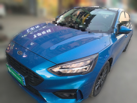 福特 福克斯 2021款 两厢 EcoBoost 180 自动锋潮型