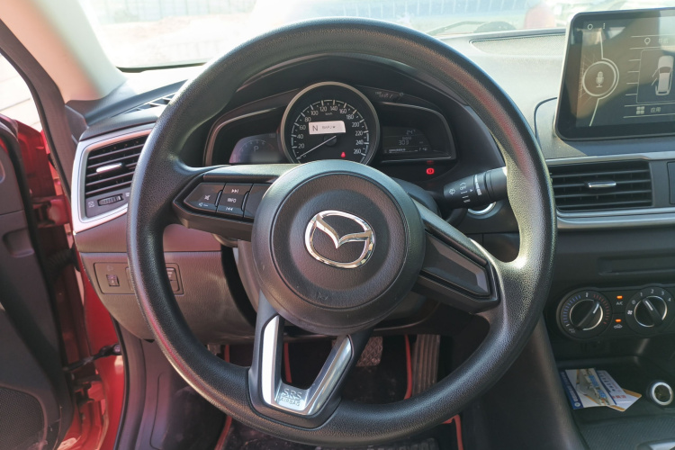 马自达3 昂克赛拉 2017款 三厢 1.5L 自动舒适型 国V中控内饰13