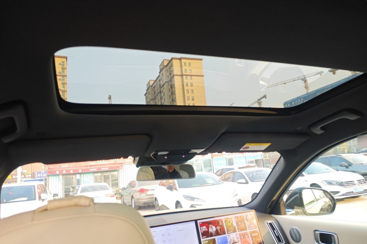 理想汽车 理想L8 2023款 Pro中控内饰22