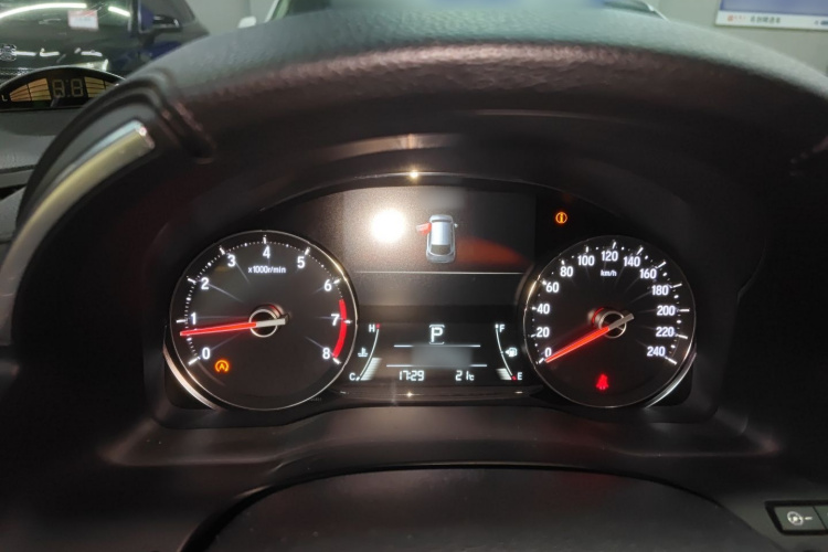 本田 冠道 2017款 240TURBO 两驱豪华版局部细节14