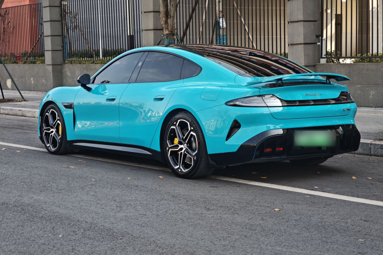 小米汽车 小米SU7 2024款 四驱超长续航高阶智驾Max版车身外观6004