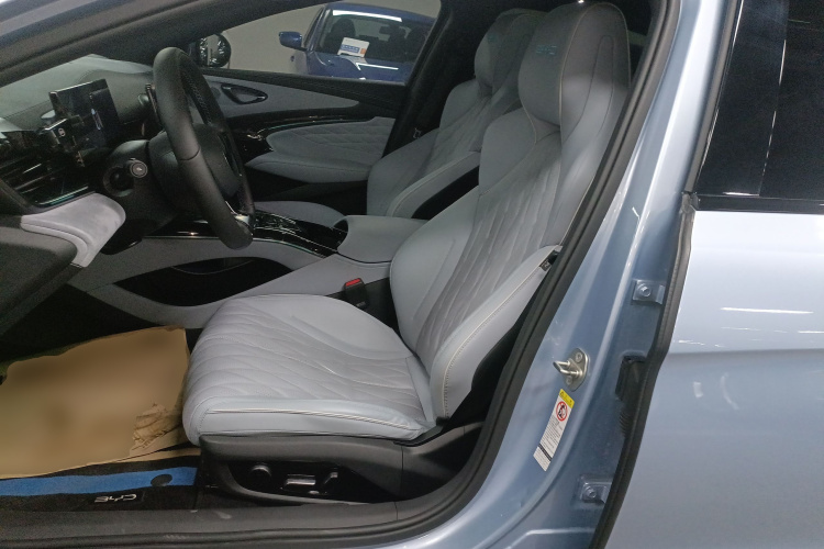 比亚迪 海豹 2022款 700km 长续航后驱版中控内饰19