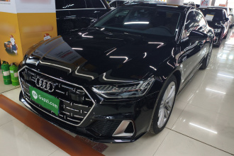 奥迪A7L 2024款 45 TFSI quattro 奢享型