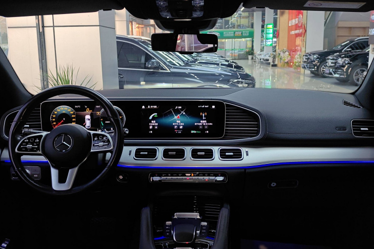 奔驰GLE轿跑 2020款 GLE 350 4MATIC 轿跑SUV 豪华型中控内饰7002