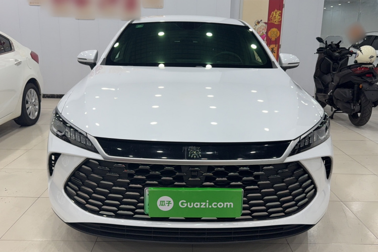 比亚迪 秦PLUS 2025款 DM-i 智驾版 55KM领先型车身外观6001