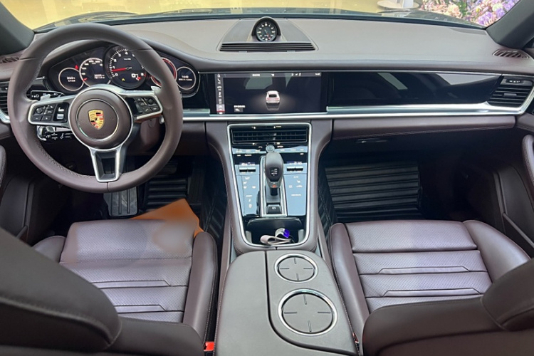保时捷 2019款 Panamera 2.9T中控内饰7001