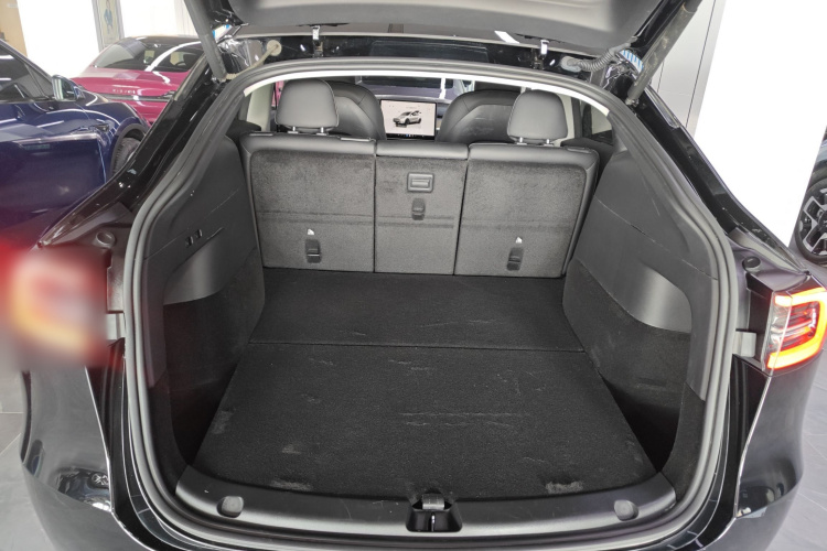特斯拉 Model Y 2022款 改款 长续航全轮驱动版机舱底盘23