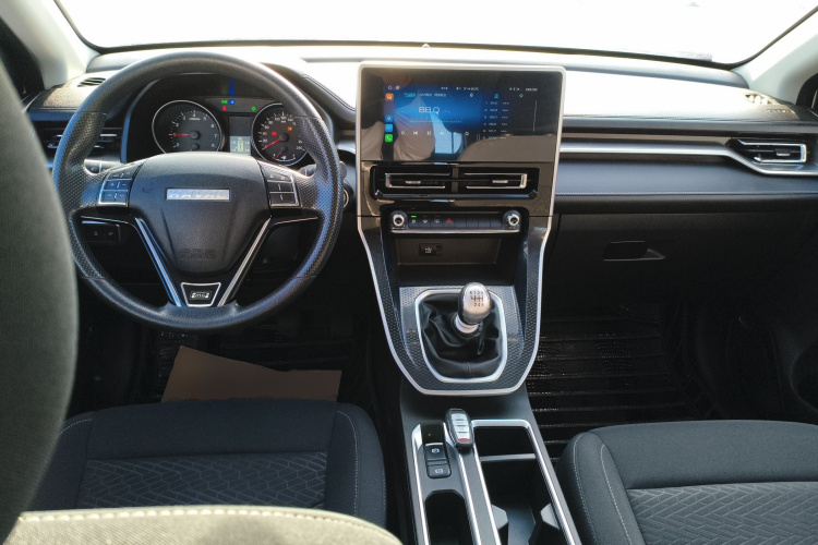 哈弗M6 2023款 PLUS 1.5T 手动精英智联型中控内饰12