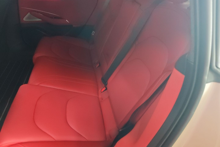 小米汽车 小米SU7 2024款 后驱超长续航高阶智驾Pro版中控内饰7004