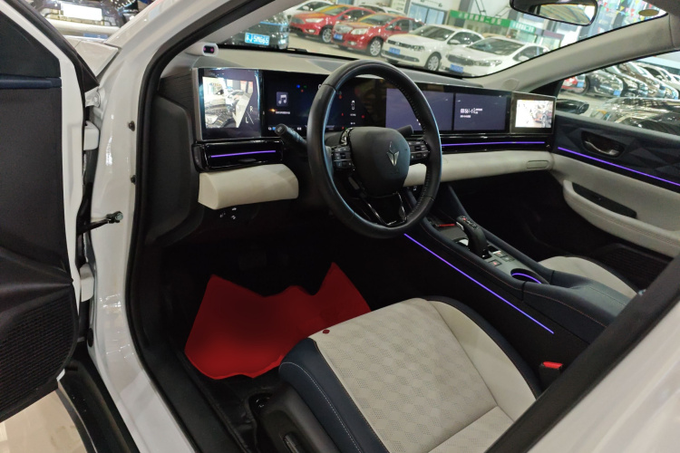 灵悉L 2025款 头号玩家版+超级加倍选装包中控内饰20