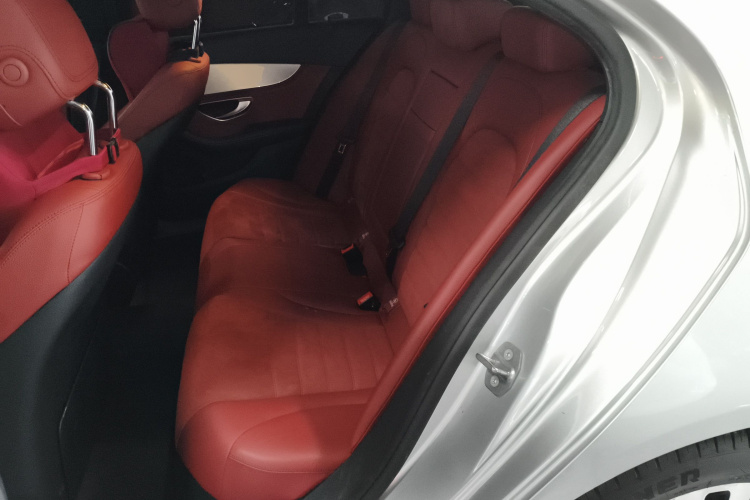 奔驰C级 2018款 C 200 运动版中控内饰7004