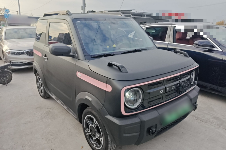 吉利银河 2025款 210km 熊猫骑士车身外观3