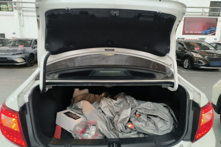 比亚迪G5 2014款 1.5TID 自动旗舰型局部细节23