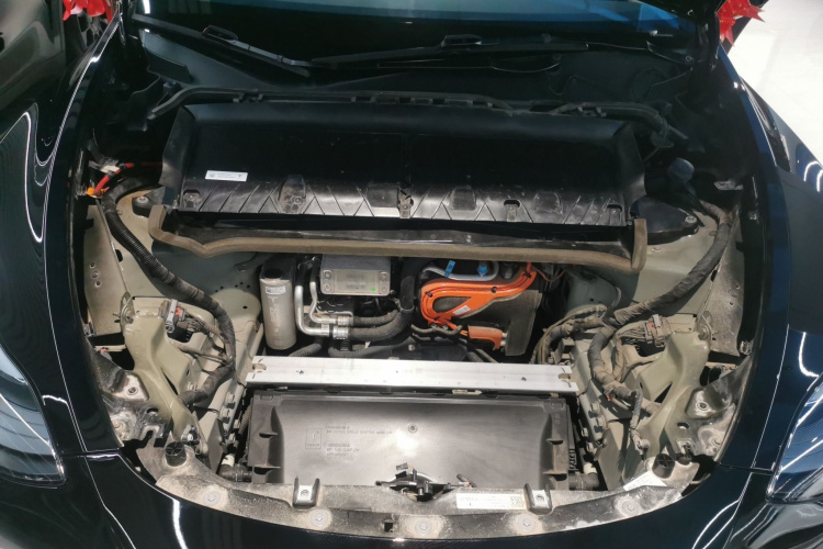 特斯拉 Model Y 2022款 改款 长续航全轮驱动版局部细节24