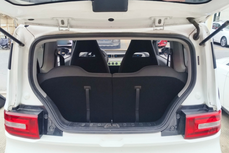 五菱汽车 宏光MINIEV 2020款 自在款 磷酸铁锂机舱底盘23