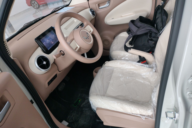 五菱汽车 宏光MINIEV 2025款 四门版 进阶款中控内饰19