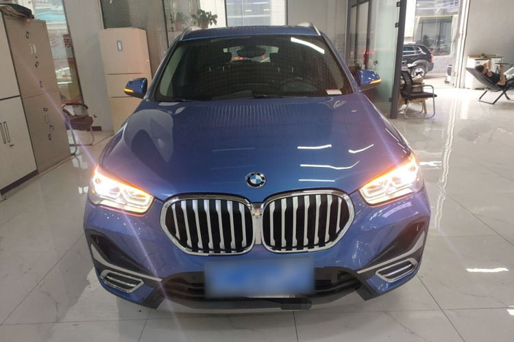 宝马X1 2020款 sDrive25Li 领先型车身外观2