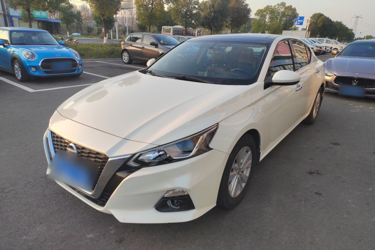 日产 天籁 2019款 2.0T XL 智领版车身外观1