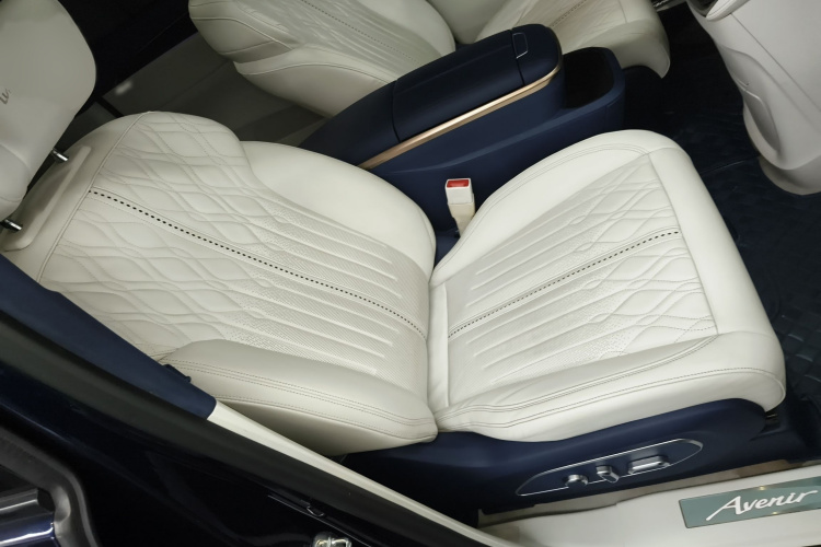 别克GL8 2020款 Avenir艾维亚 四座尊礼版局部细节41
