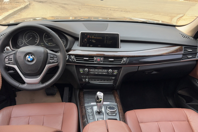 宝马X5(进口) 2014款 xDrive35i 典雅型中控内饰7003