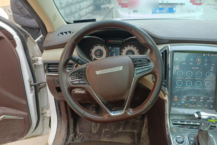 猎豹汽车 猎豹CS9 2018款 1.5T CVT劲酷型局部细节13