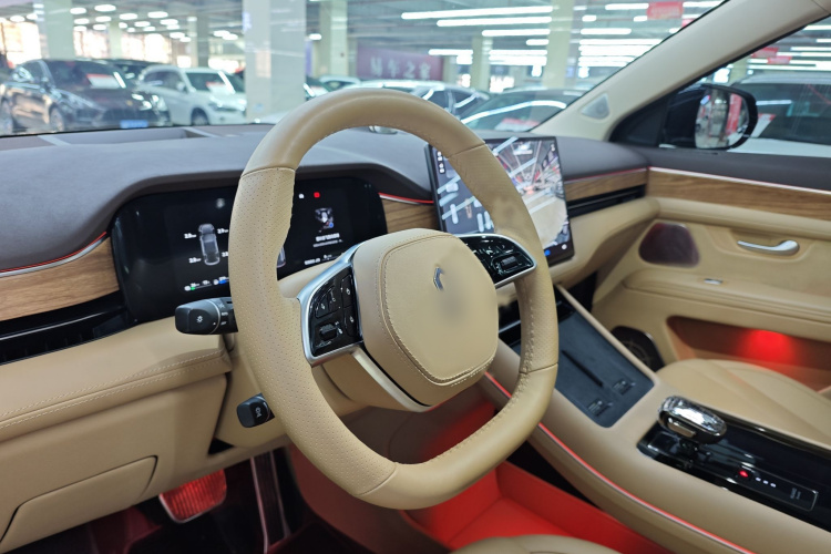 鸿蒙智行 问界M7 2024款 1.5T 智驾四驱Max版 6座中控内饰7006