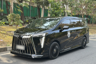 广汽传祺 传祺M8 2023款 宗师系列 双擎 御尊版