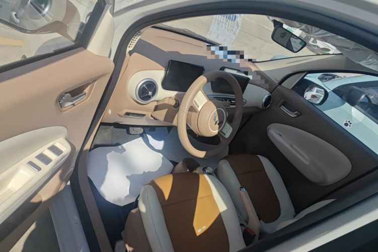 五菱汽车 宏光MINIEV 2025款 四门版 进阶款中控内饰7003