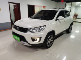 北京汽车 绅宝X35 2016款 1.5L 自动豪华版
