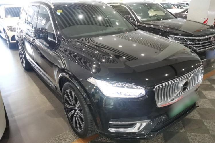 沃尔沃XC90新能源 2021款 E驱混动 T8 智尊豪华版 7座车身外观3