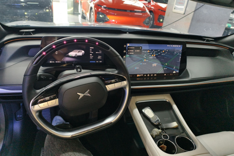 小鹏P7 2023款 P7i 610 Max 性能版中控内饰12