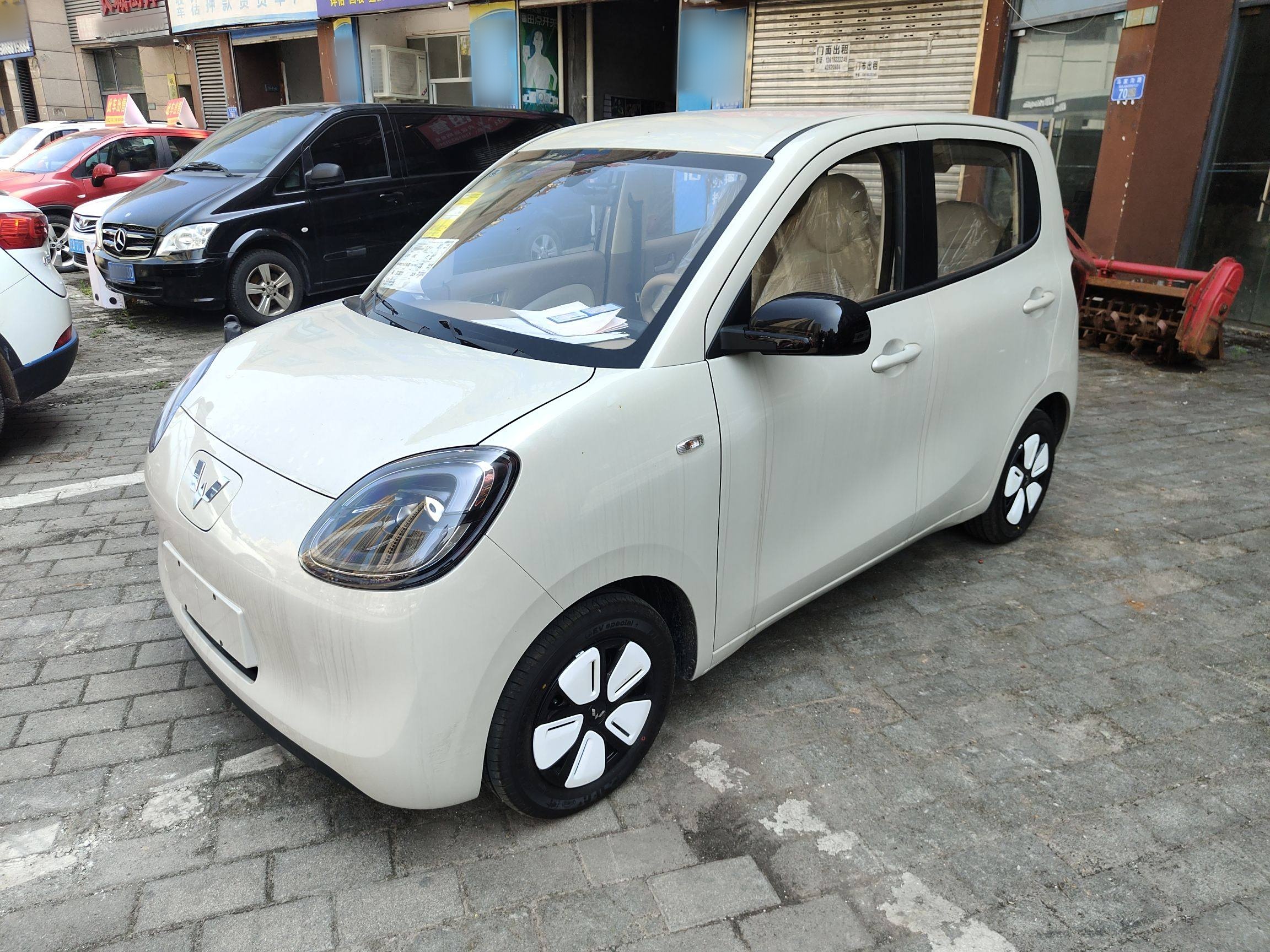 五菱汽车 宏光MINIEV 2025款 四门版 进阶款