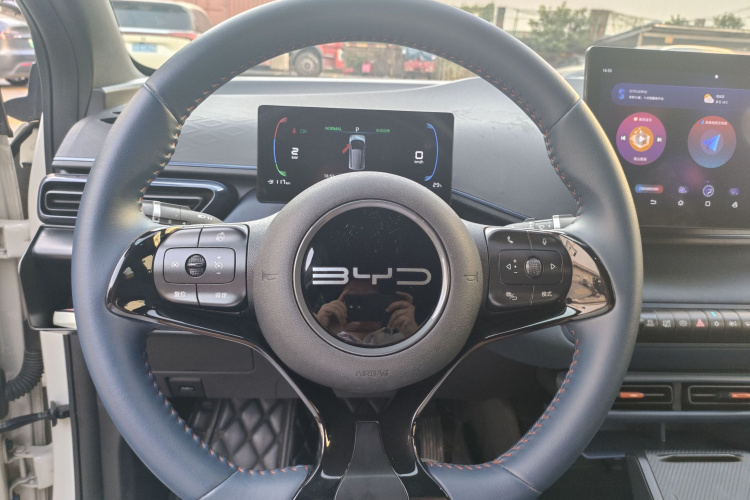 比亚迪 海鸥 2024款 荣耀版 405km 飞翔版中控内饰7004