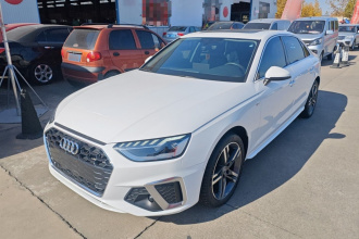 奥迪A4L 2020款 40 TFSI 豪华动感型