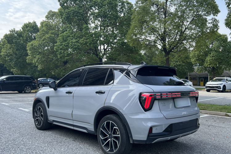 领克01 EM-P 2023款 1.5TD EM-P PM车身外观6002